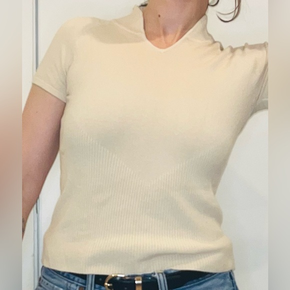 Vintage knit T-shirt by AK collection - Picture 10 of 10